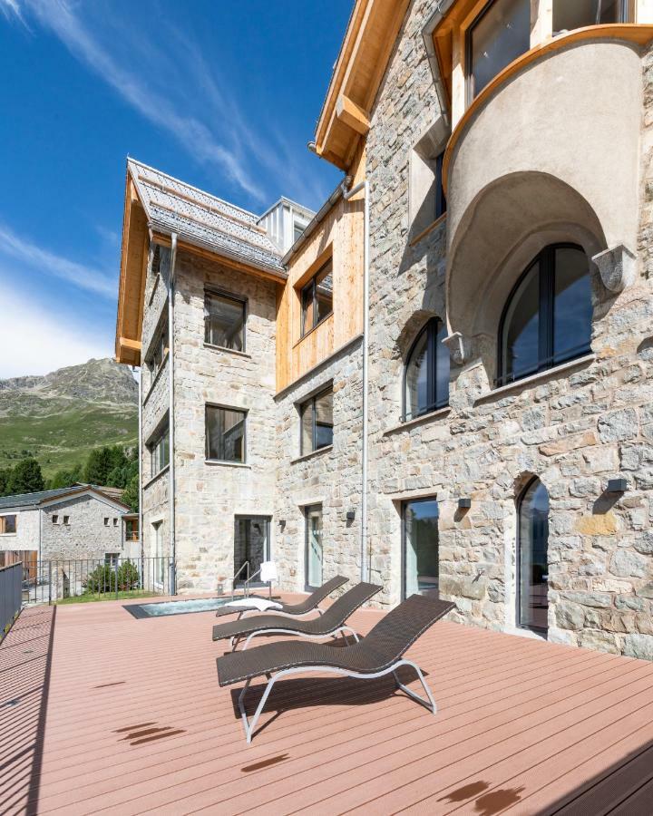 Hostel By Randolins St. Moritz Exterior photo